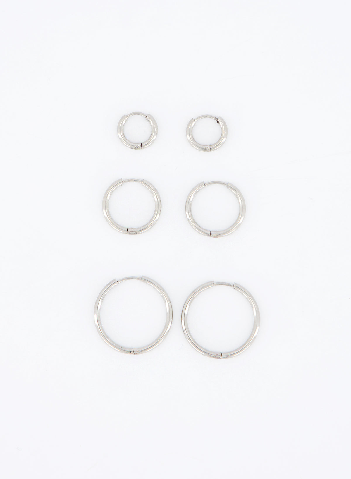 Basic Daily Hoop Earrings