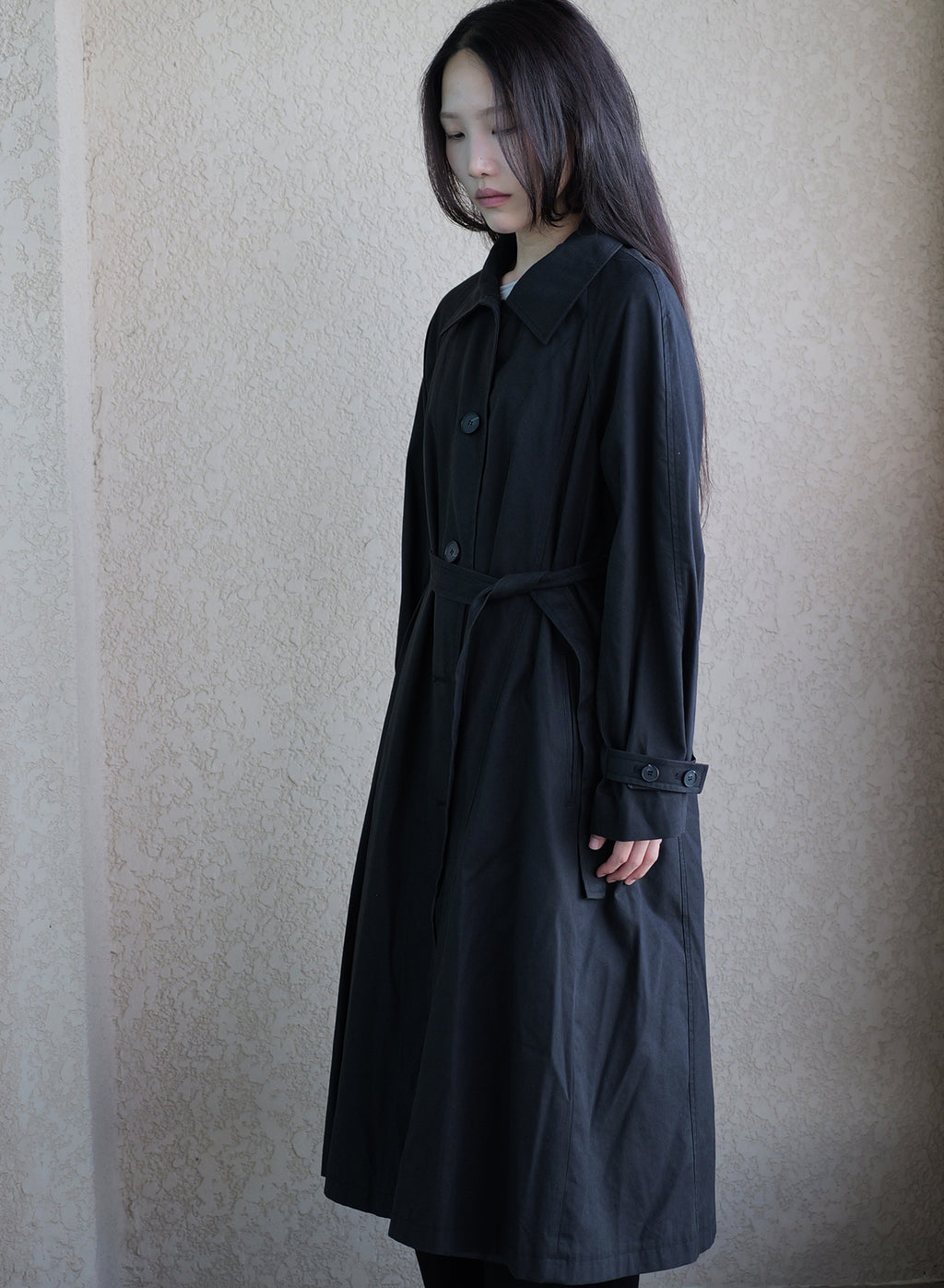 010 Vintage Maxi Raglan Coat — Black