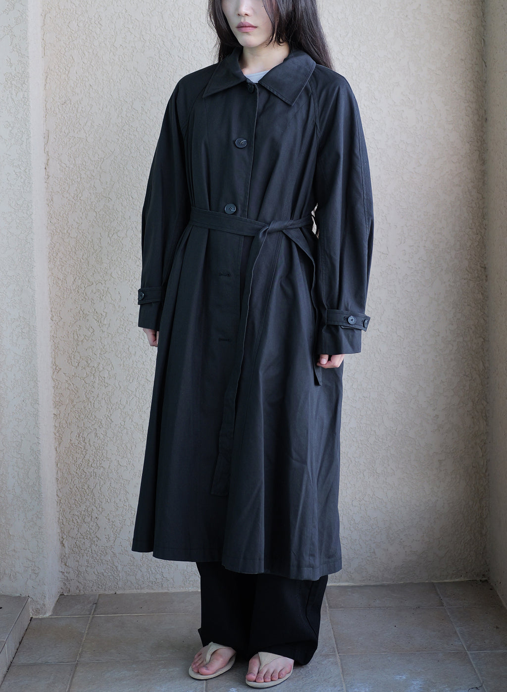 010 Vintage Maxi Raglan Coat — Black