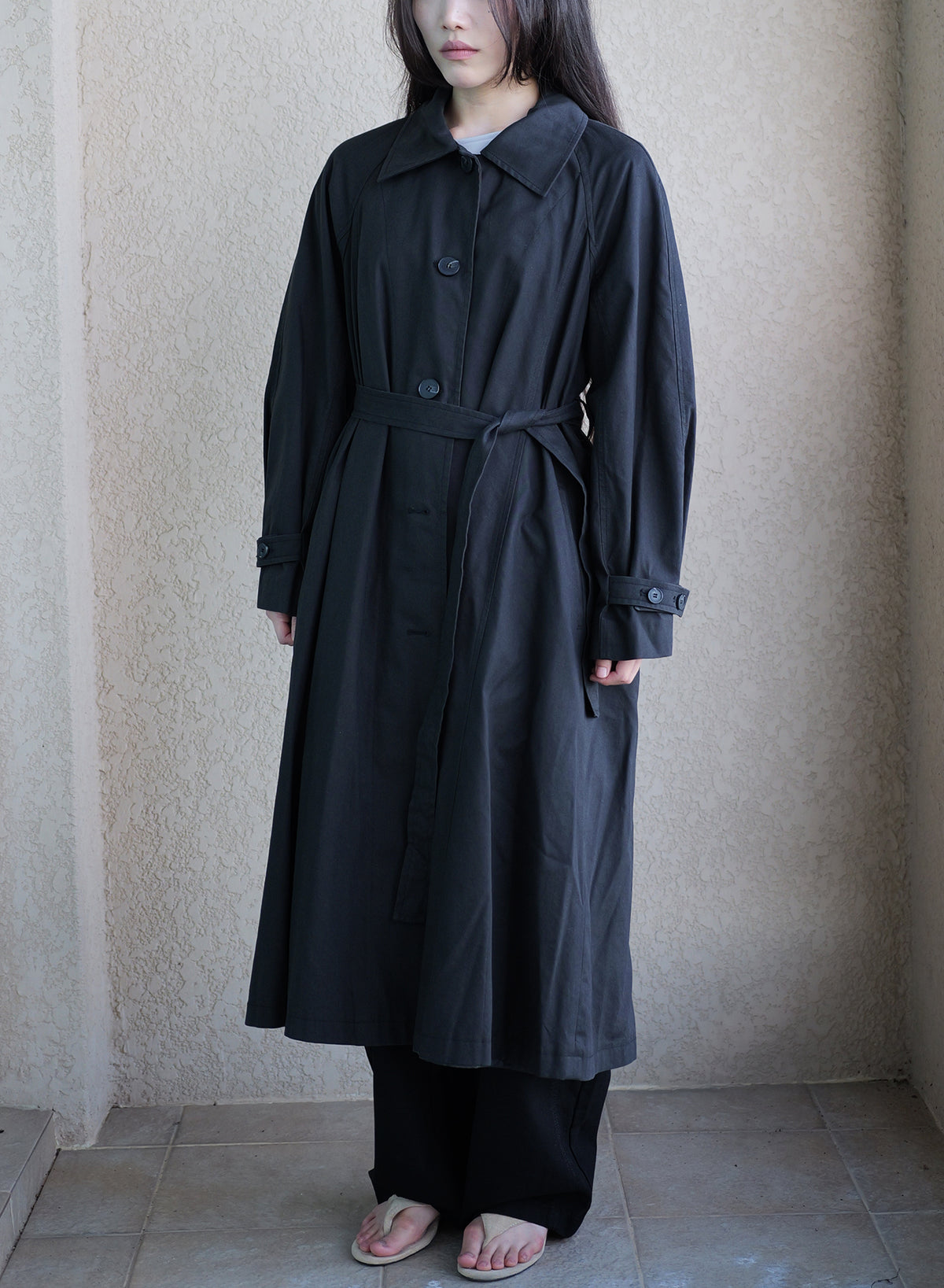 010 Vintage Maxi Raglan Coat — Black