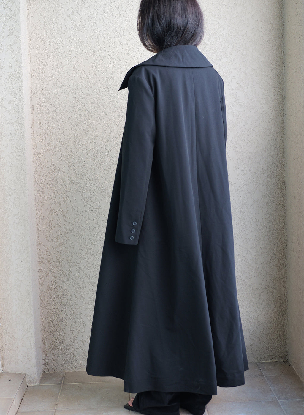 009 Vintage Maxi Swing Coat — Black