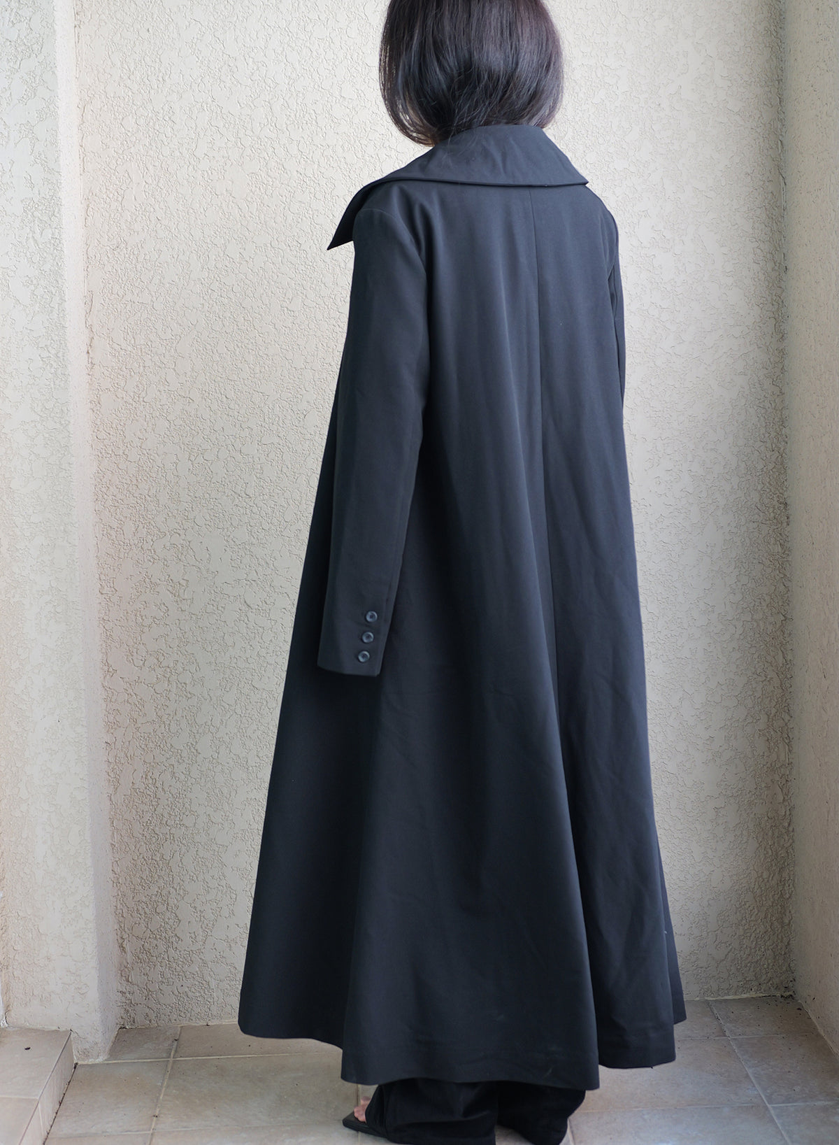 009 Vintage Maxi Swing Coat — Black