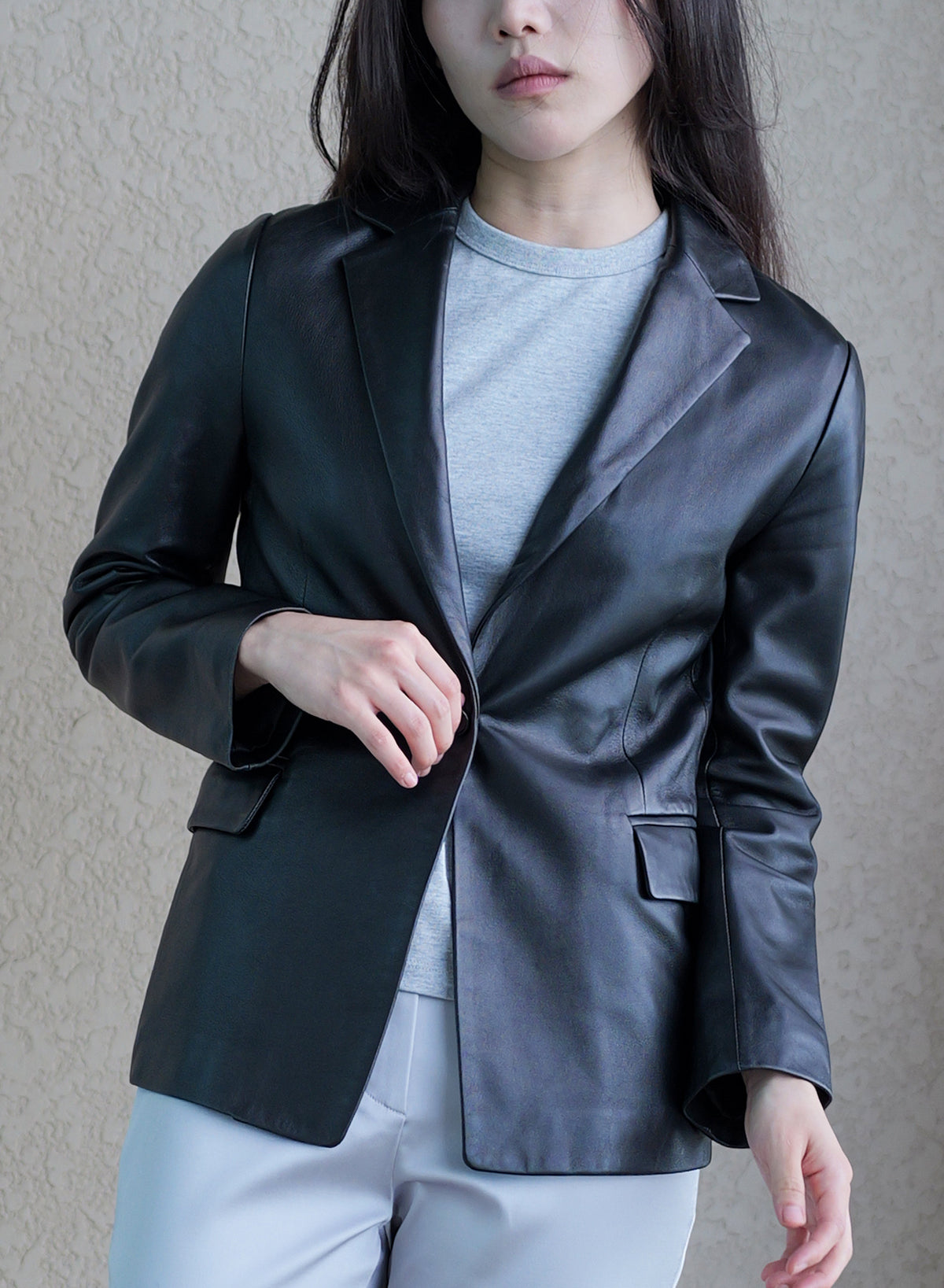 004 Vintage Genuine 90's One Button Leather Blazer — Black
