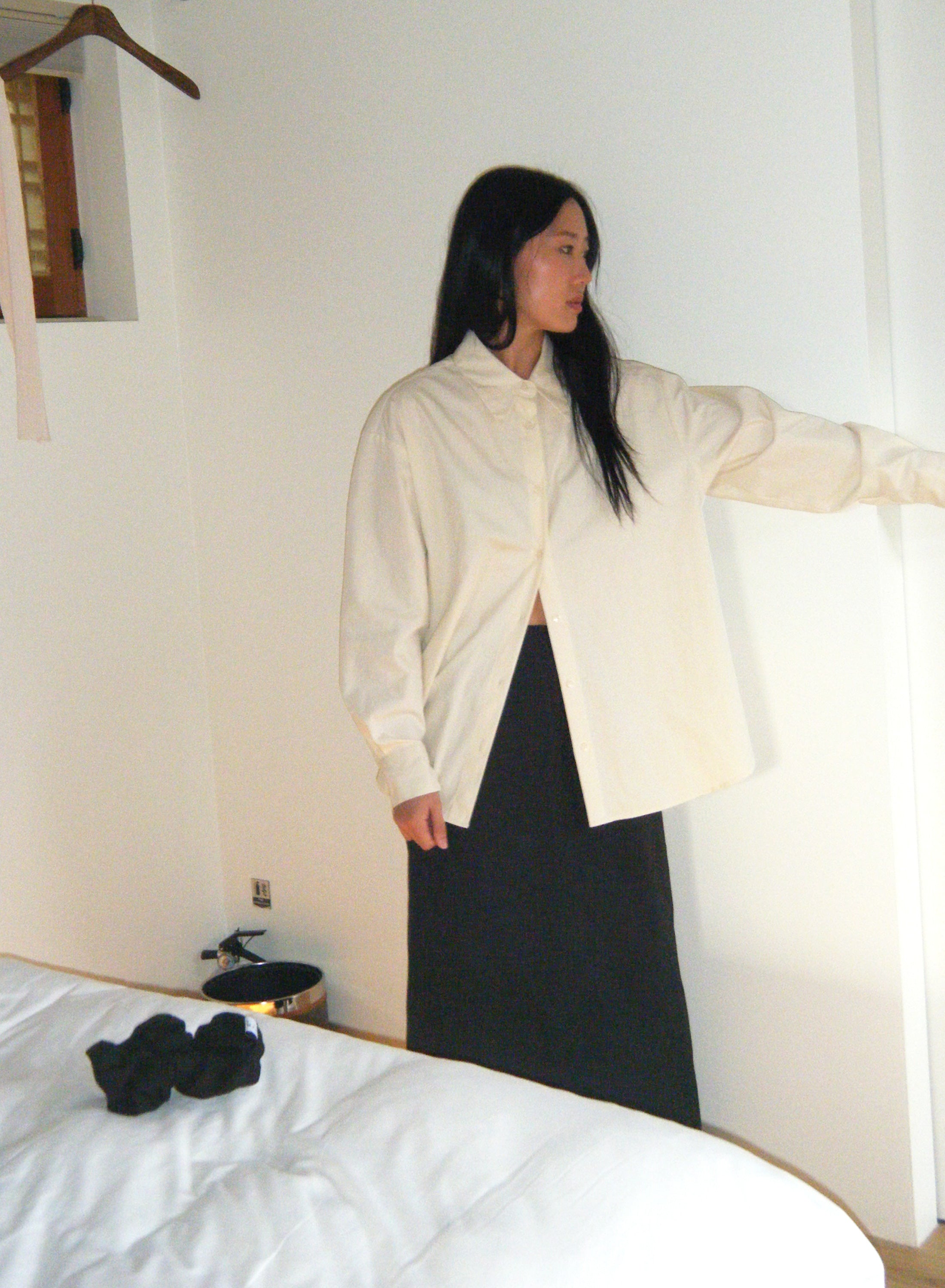 OVERSIZED LOOSE-FIT SHIRT