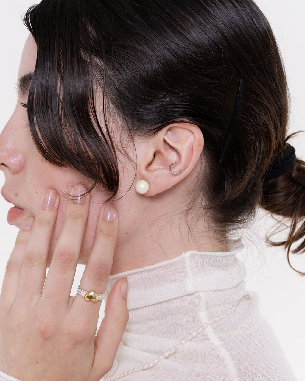 Mini Pearls Stud