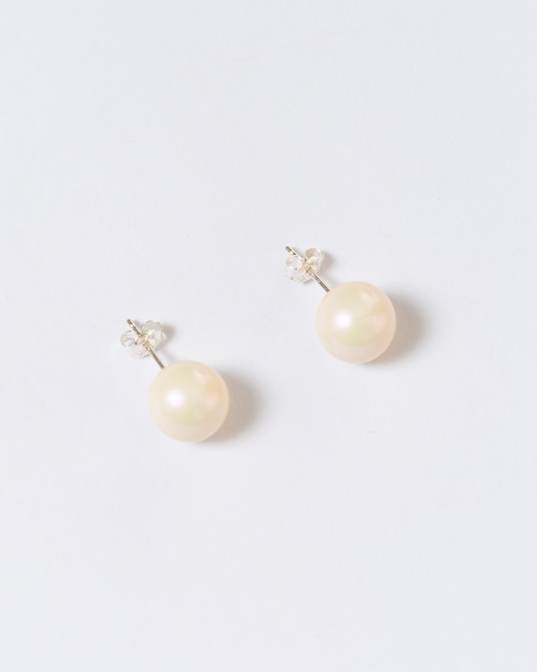 Mini Pearls Stud