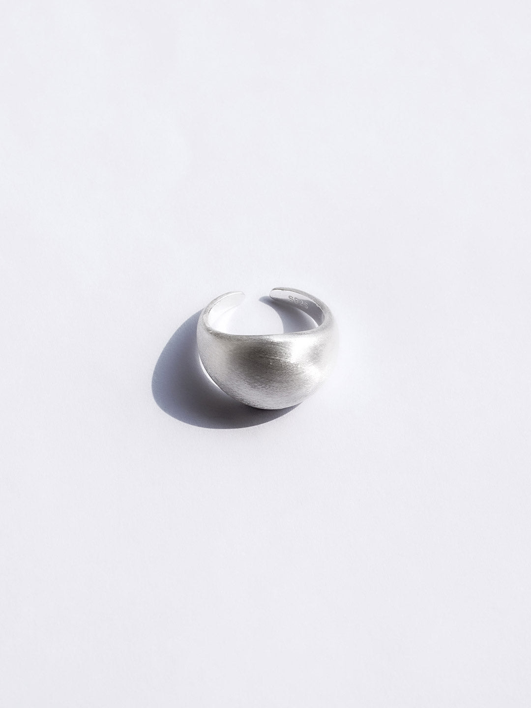 MATTE BOLD RING