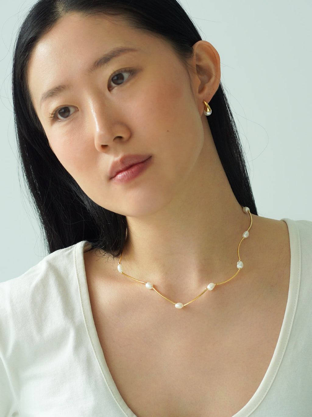 LILY PEARLS EARRINGS