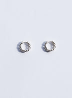 KNOT HOOPS