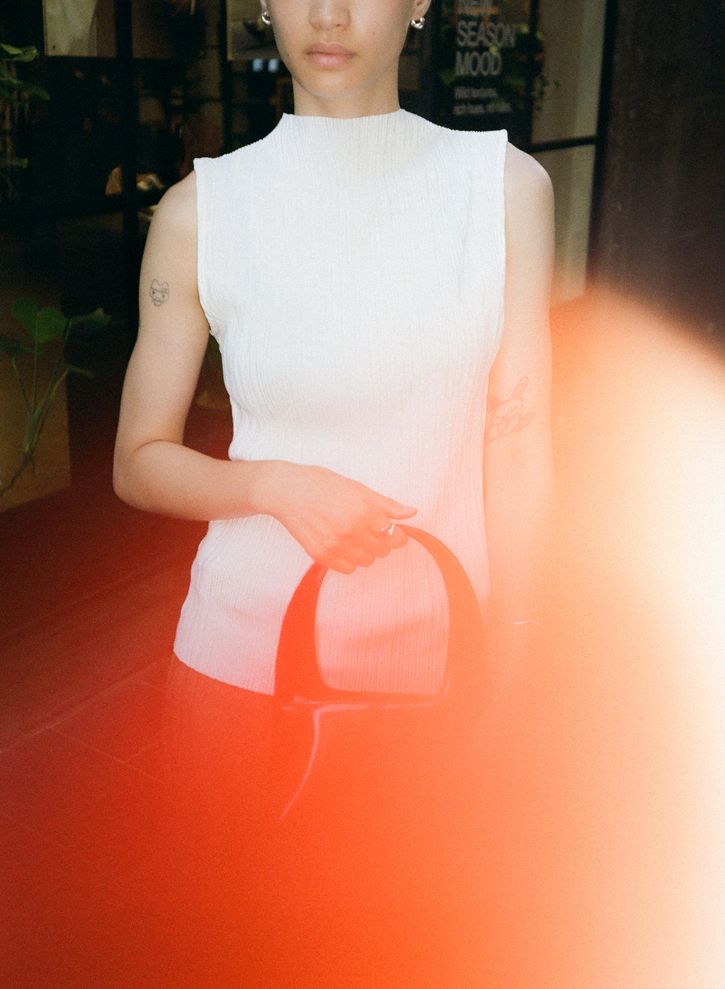 [40%OFF] Pleated Sleeveless Top ii ㅡ White