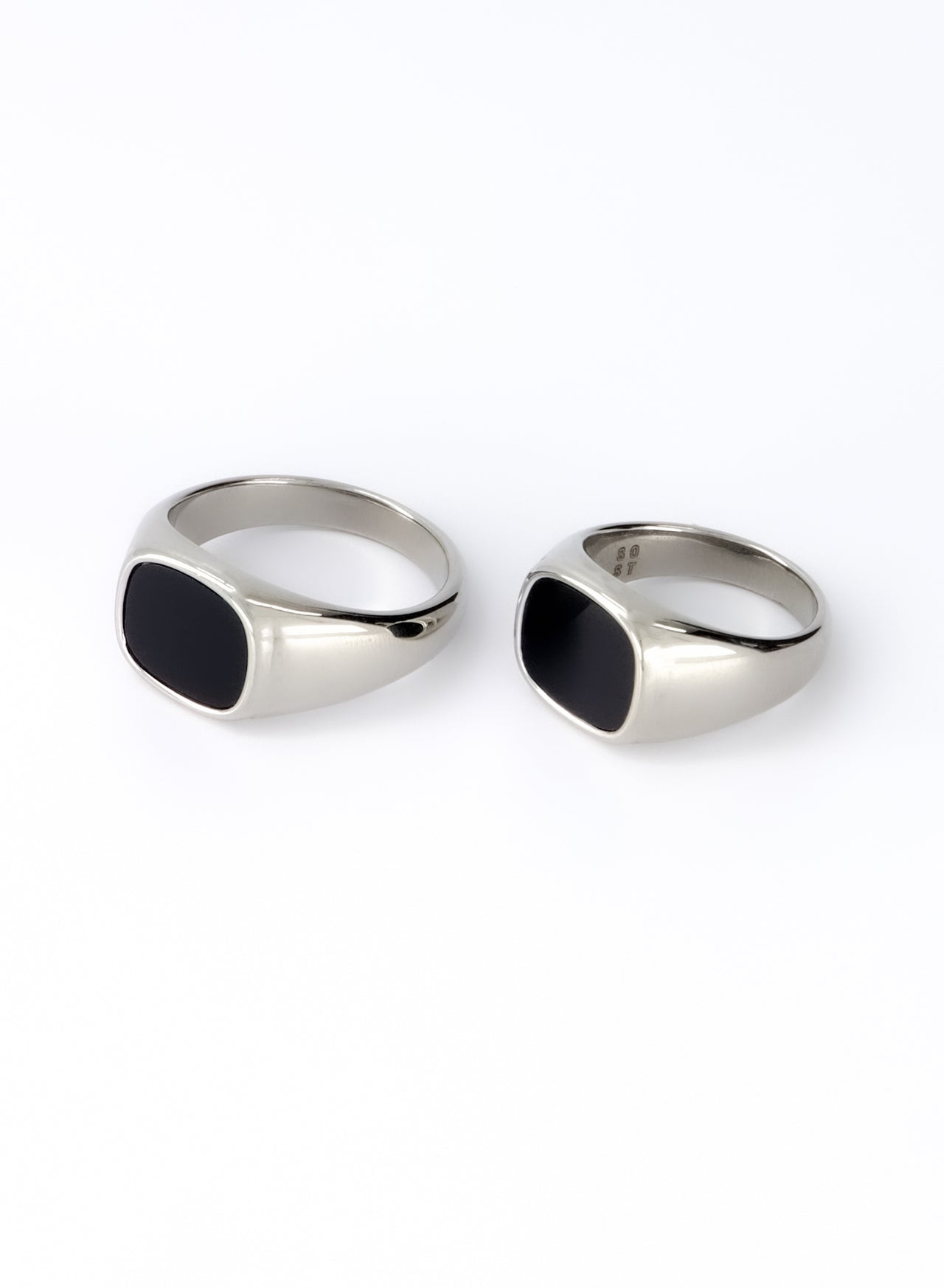 Black Square Signet Ring • Stainless Steel