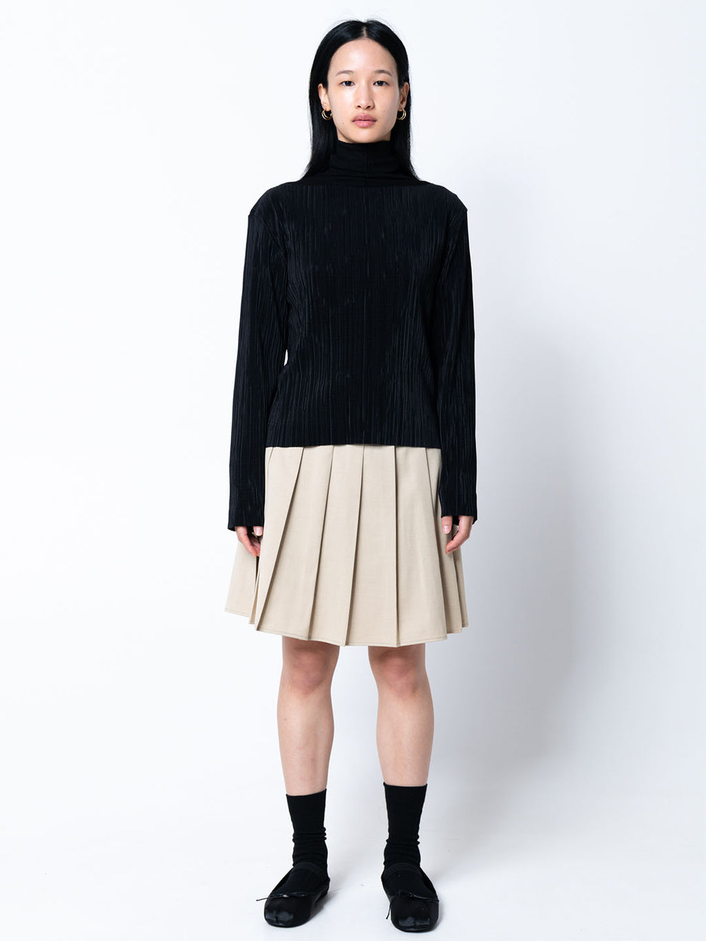 (1+1)Soft Pleats Long-Sleeve Top ㅡ Black