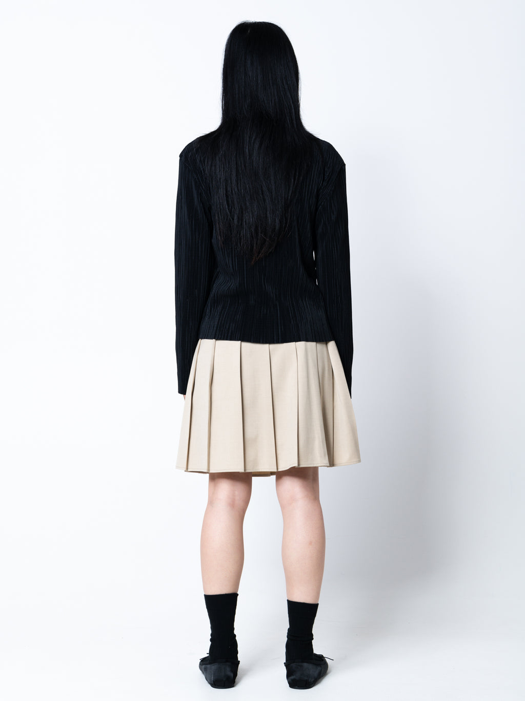 (1+1)Soft Pleats Long-Sleeve Top ㅡ Black