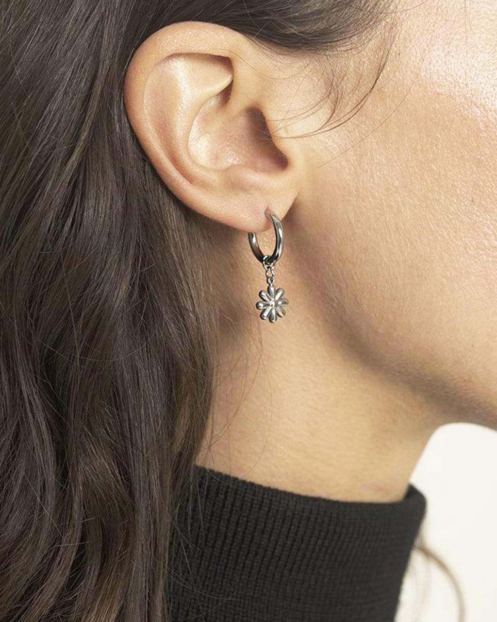 Demi Hoops • Titanium