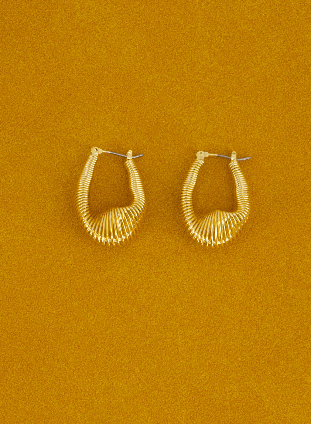 Spiral Hoops • Gold