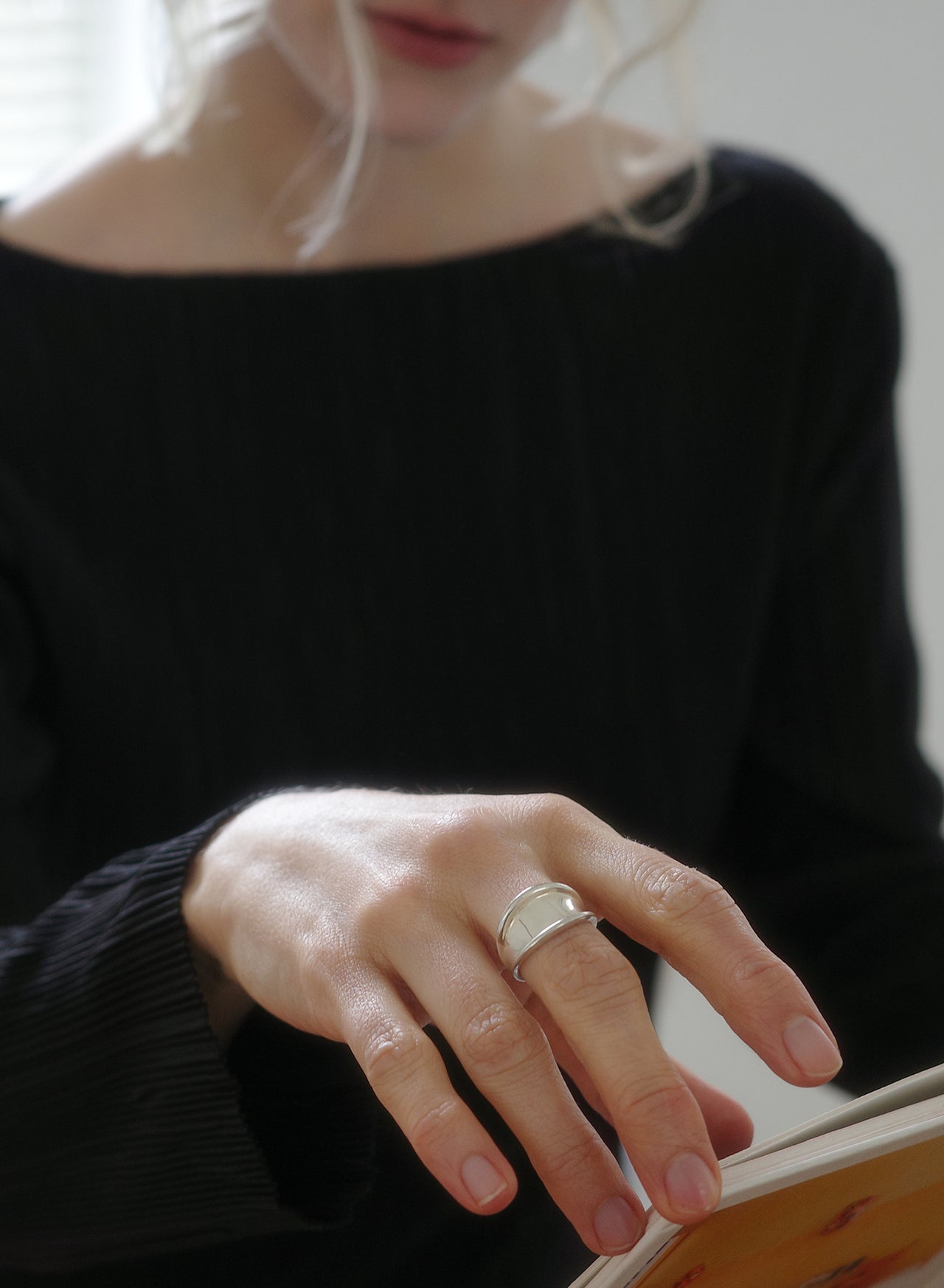 Concave Flat Ring