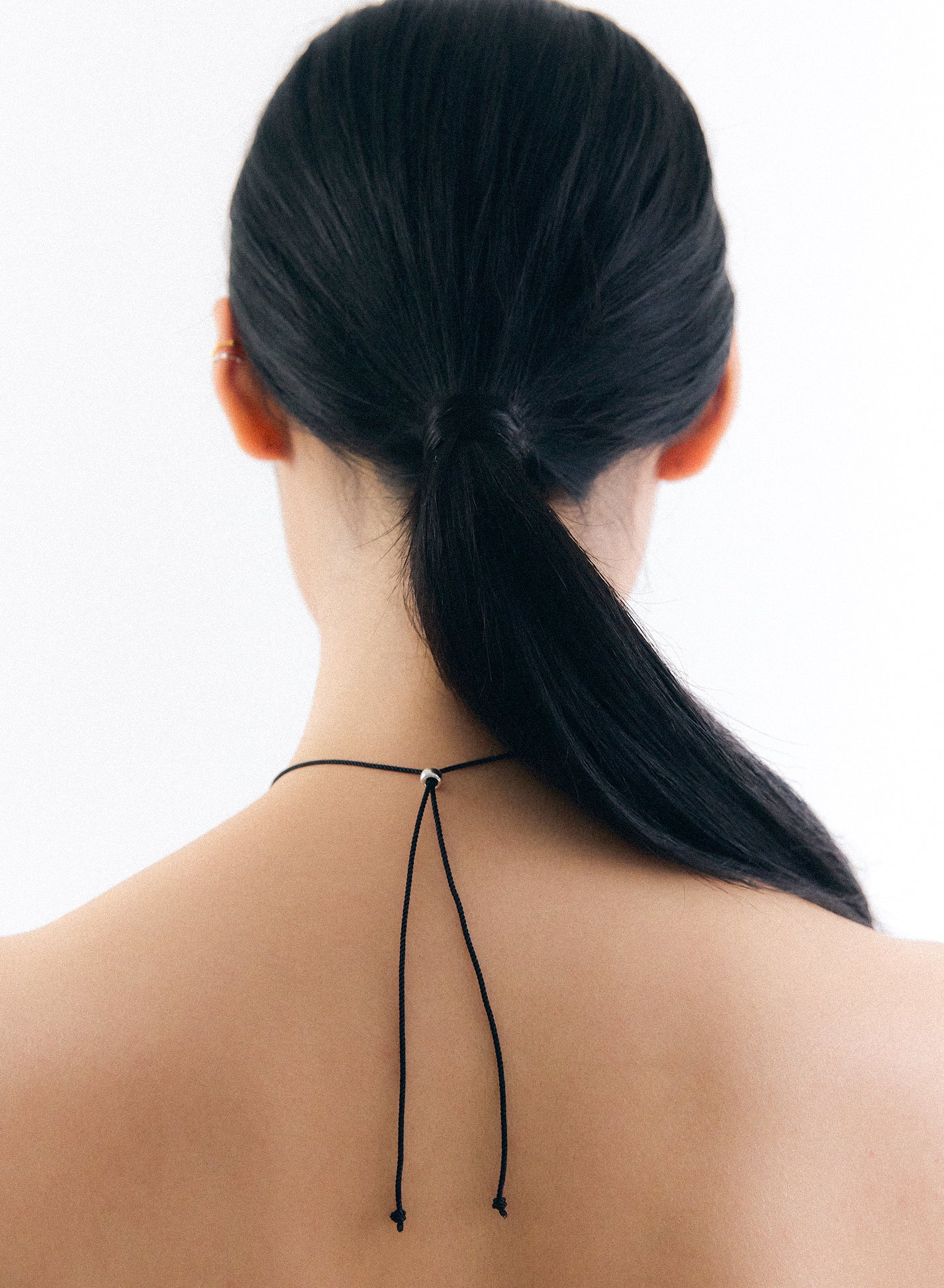 MARBLE DAISY NECKLACE