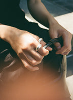 Fluid Curve Ring