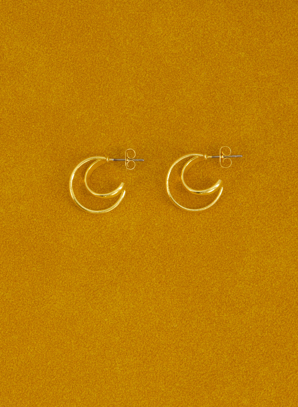 Saturn Hoops • Gold