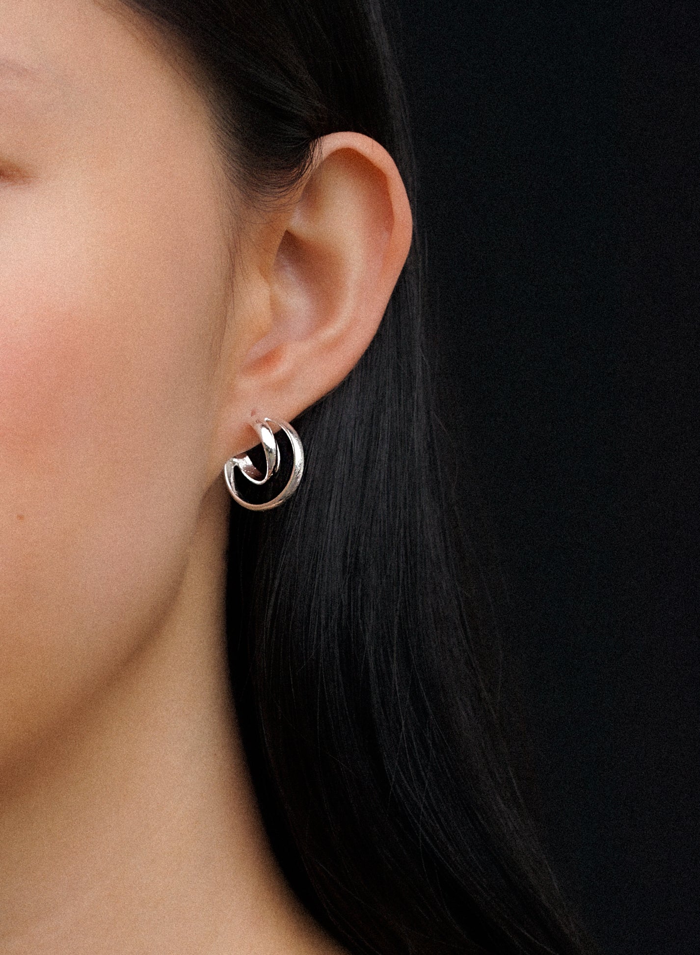 Saturn Hoops • Silver