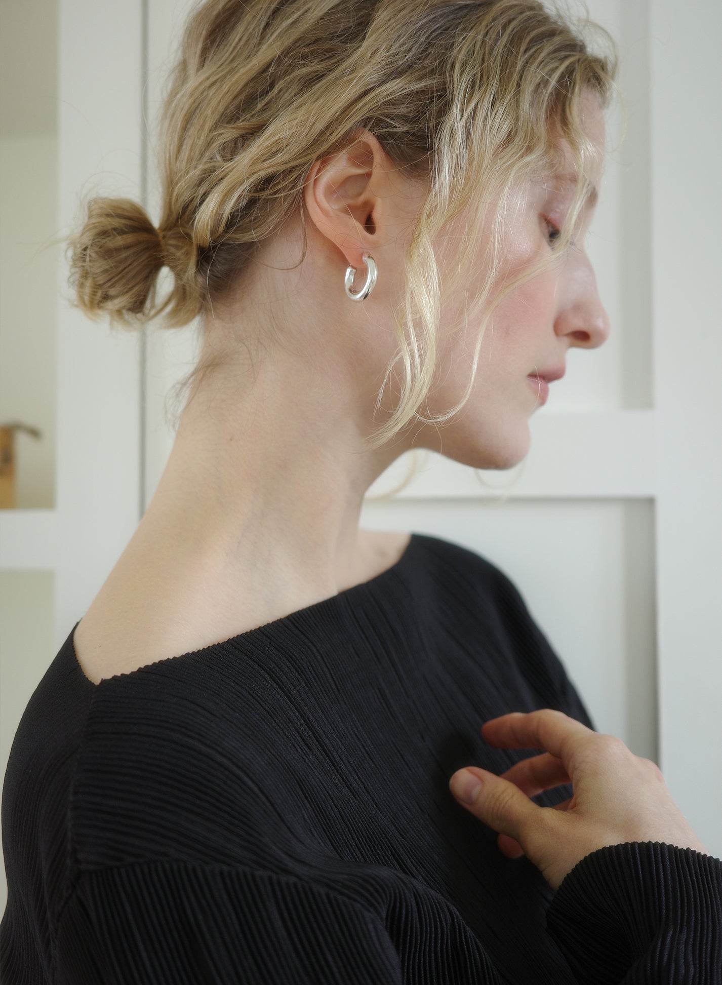 (1+1)Soft Pleats Long-Sleeve Top ㅡ Black